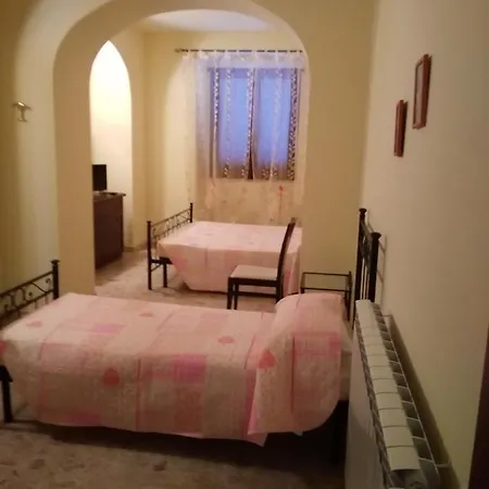 Rosamaria 3*